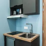 Air-Conditioned & Comfortable Studio - Batignolles Side
