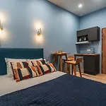 Air-Conditioned & Comfortable Studio - Batignolles Side